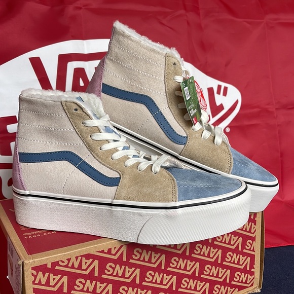 Vans Men’s Sk8-Hi Tapered
Pig Suede/Sherpa Multi Co
VN0A7Q5PMUL Platforms - Picture 7 of 16